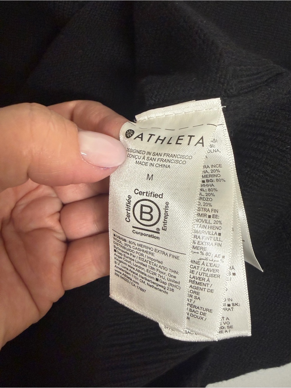 Athleta Alpine Crewneck Sweater Wool Cashmere Black Medium Classic Casual - Picture 7 of 9